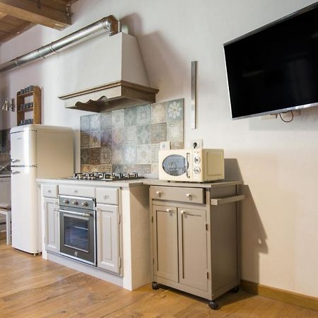 Altido Gorgeous Apt For 6 In The Historical Pisa Center Appartamento Esterno foto