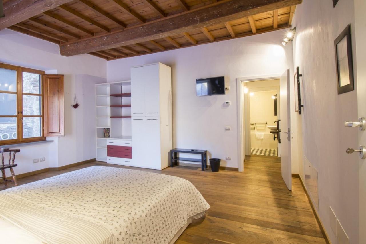 Altido Gorgeous Apt For 6 In The Historical Pisa Center Appartamento Esterno foto